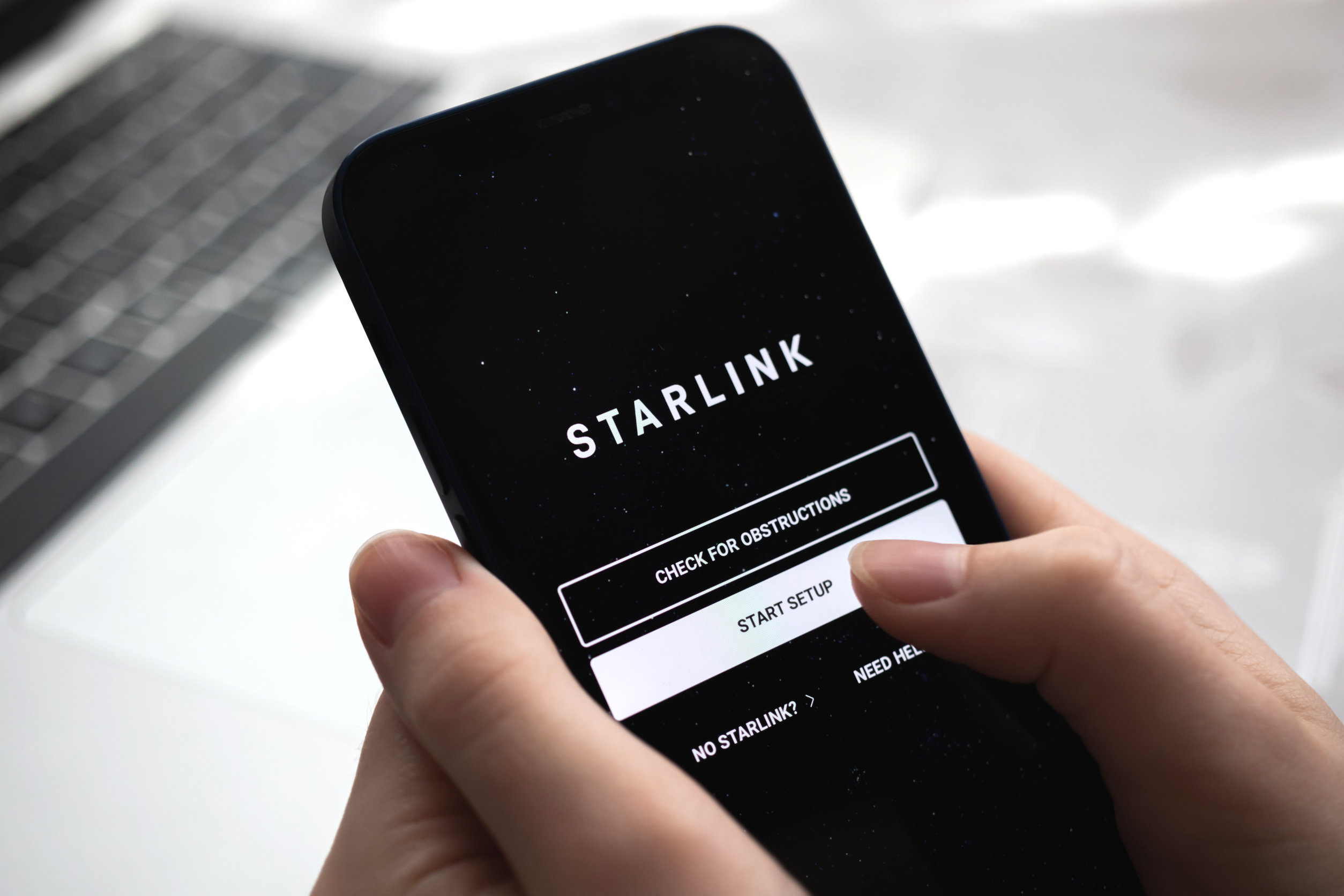 starlink masuk Indonesia, apakah Telkomsel akan jatuh?